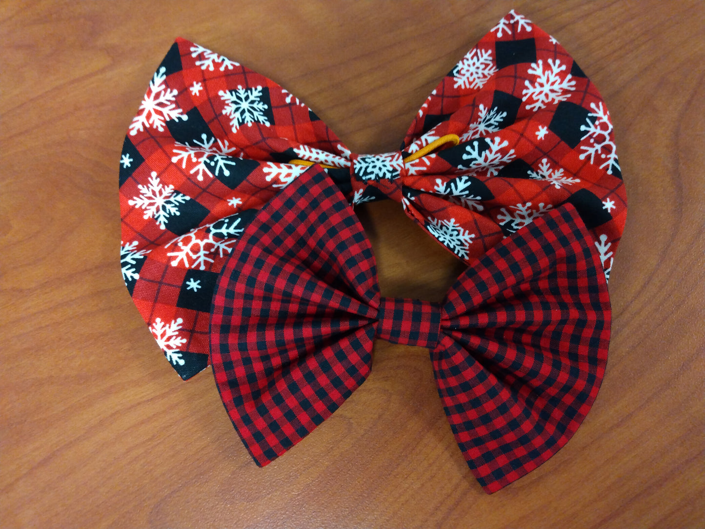 Black and Red Snowflake Dog Bowtie